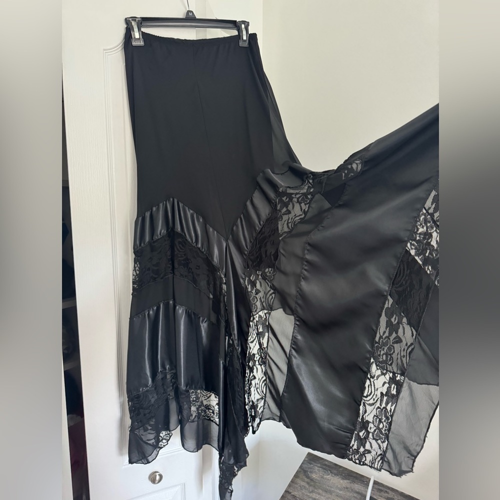 Two piece skirt and corset set in black